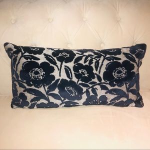 2 West Elm navy and crm velvet pillow covers.
